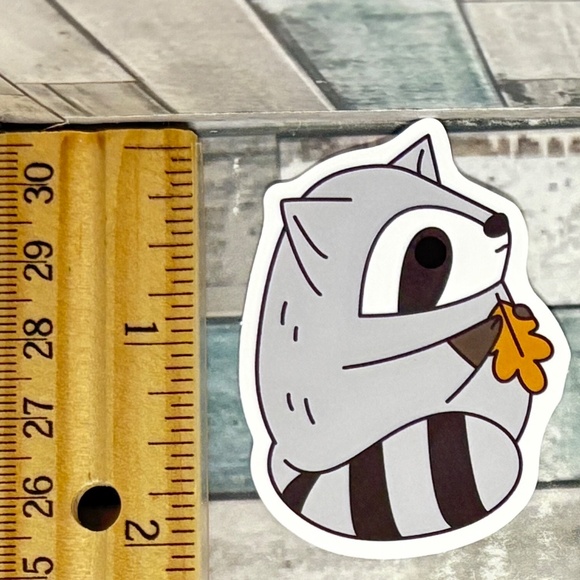 🌀10/$10🌀 Cartoon Raccoon Reusable Waterproof Vinyl Sticker Decal - Picture 1 of 1